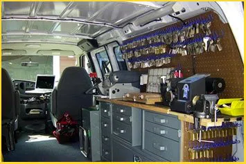 Chicago Galaxy Locksmith Chicago, IL 312-585-3783 Chicago Galaxy Locksmith Chicago, IL 312-585-3783 - 16-mobile-locksmith-near-me